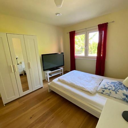 Schoenes Privatzimmer Region Hannover 施普林格 外观 照片